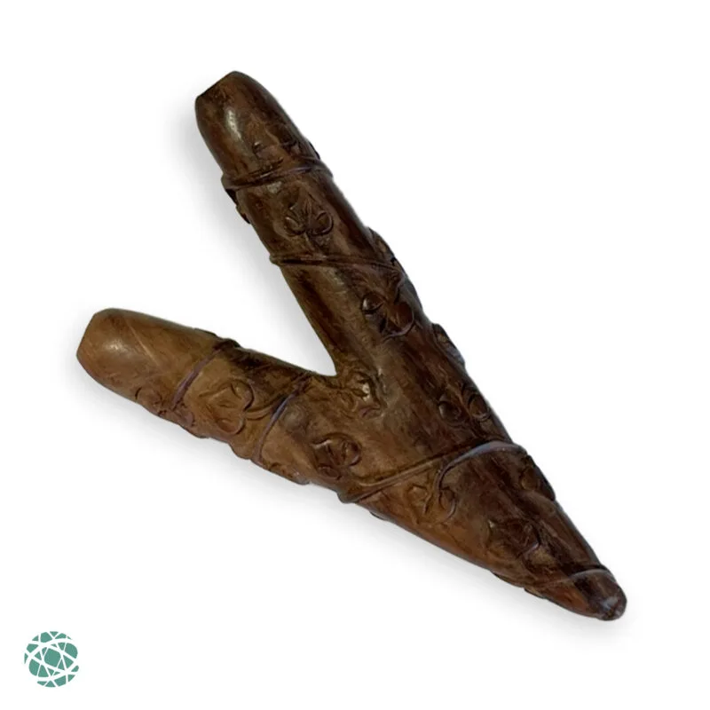 Kuripe - Vigne des âmes - Kuripe en bois dur tropical, sculpté à la main à Bali